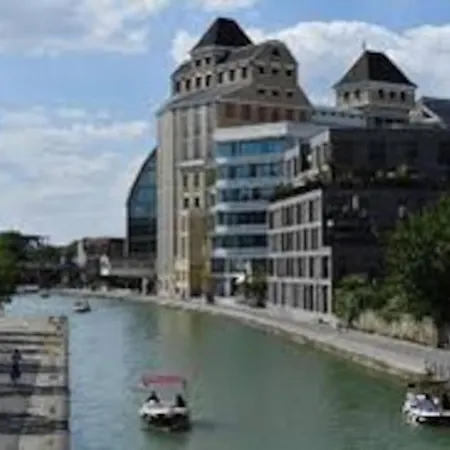 Number 10 Apartmán Pantin