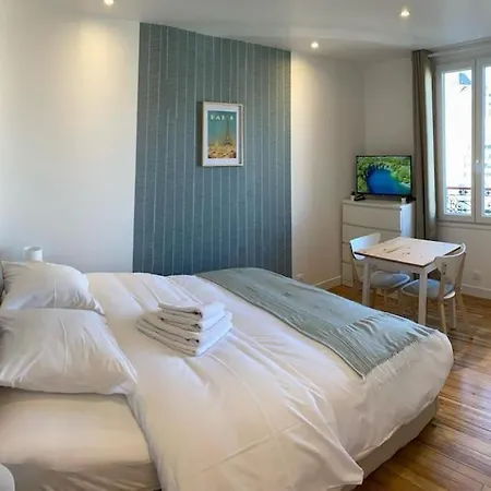 Number 10 Apartment