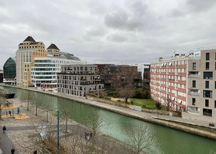 Apartment Number 10 Pantin