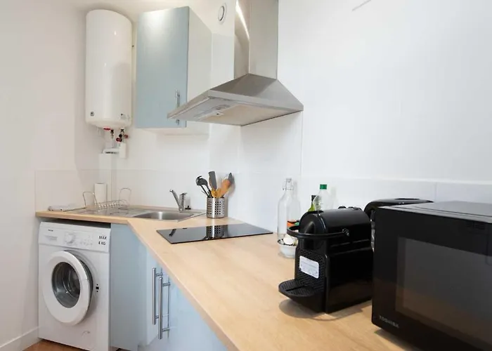 Number 10 Apartment *